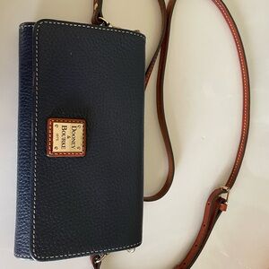 Dooney & Bourke crossbody wallet